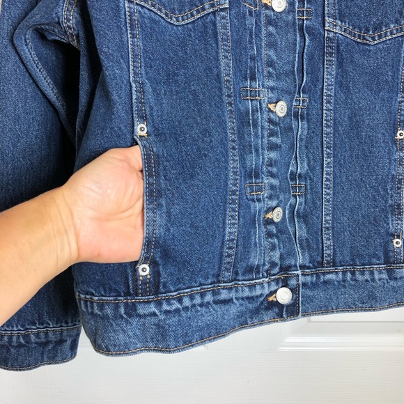 Old Navy 💯 % Cotton Dark Wash Relaxed Classic Button up Denim Jacket Size L - Picture 4 of 15